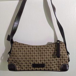 Nine & CO shoulder bag